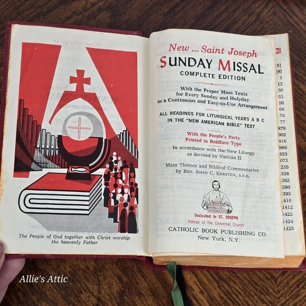 1974 Saint Joseph Sunday Missal Complete Edition Vintage Bible Red Vatican‎ II